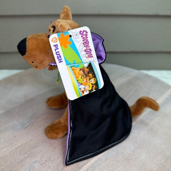 Scooby Doo Vampire Halloween 8" Plush Stuffed Dog in Black Purple Cape Raz NEW - Picture 4 of 14